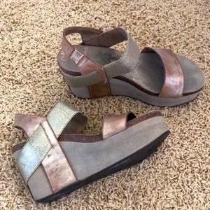 OTBT Platform Wedges